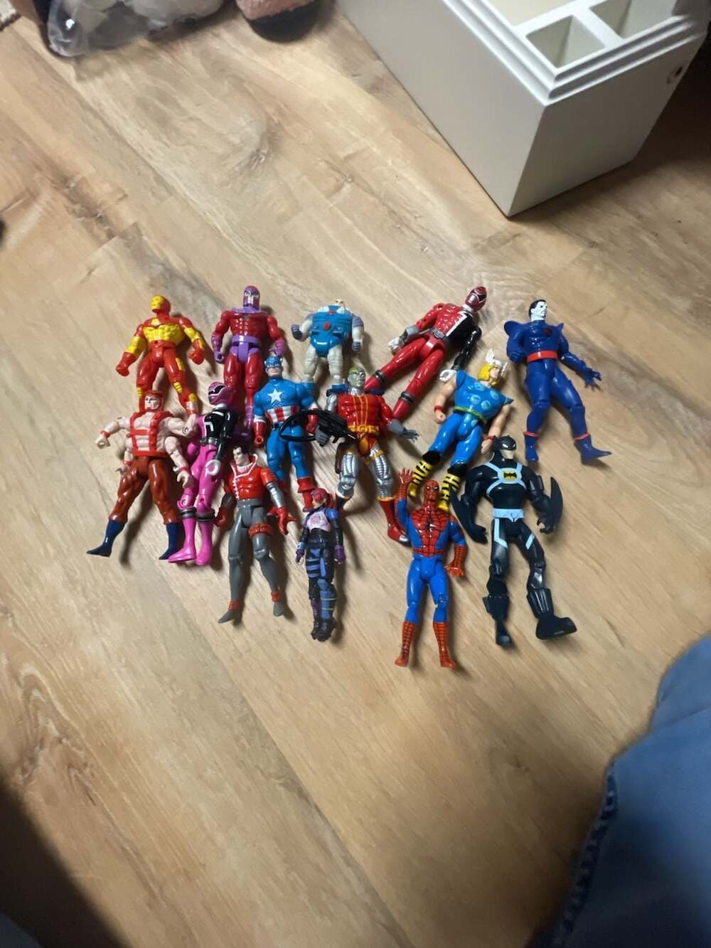 Vintage 1990s Toy Biz Marvel Action Figures Lot of 13